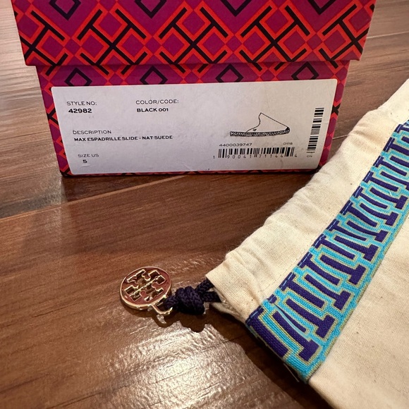 Tory Burch black espadrille slides - Picture 2 of 8